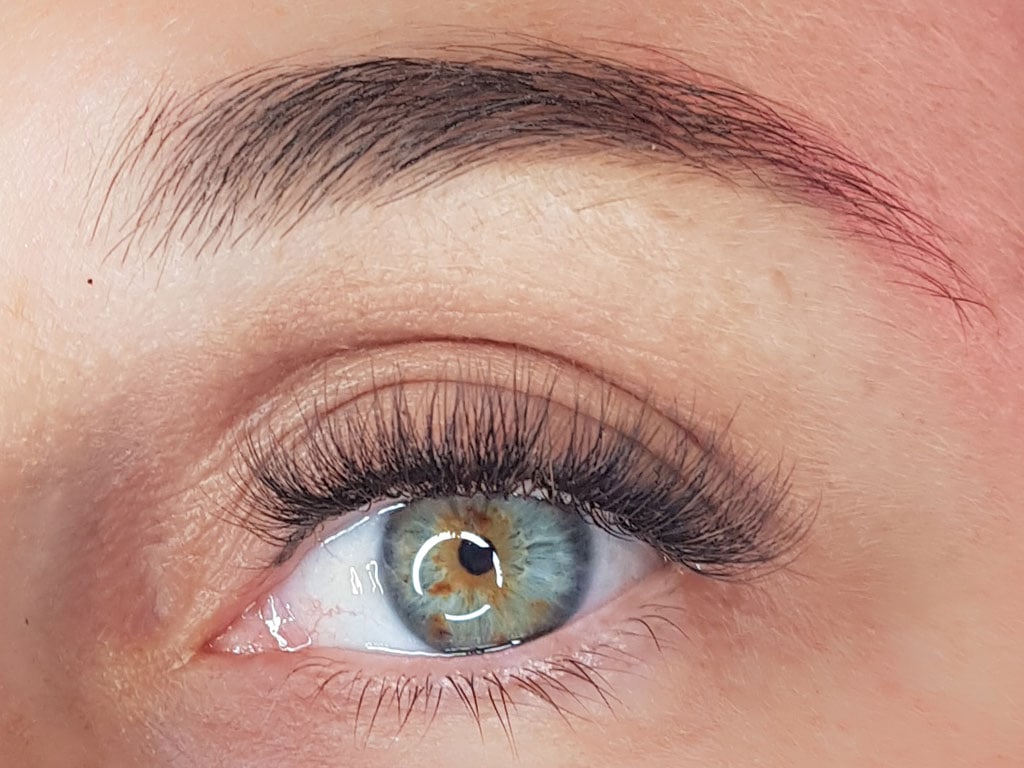 Eyelash extensions Varsity Lakes