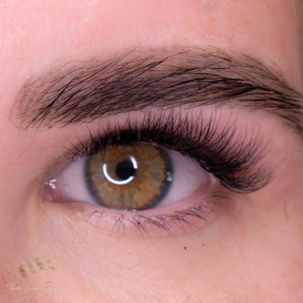 Natural Eyelash Extensions Gold Coast